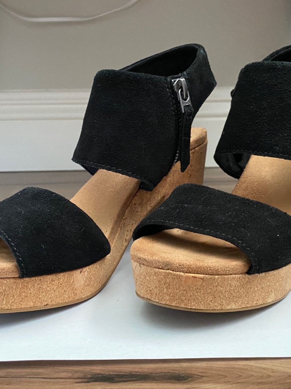 TOMS Majorca Black Suede Platform Cork Block Heels Size 6.5